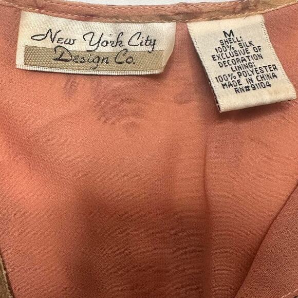 New York City Design Co 100% Silk Size Medium Vintage Cottage Core - Fairy Top - Picture 4 of 4